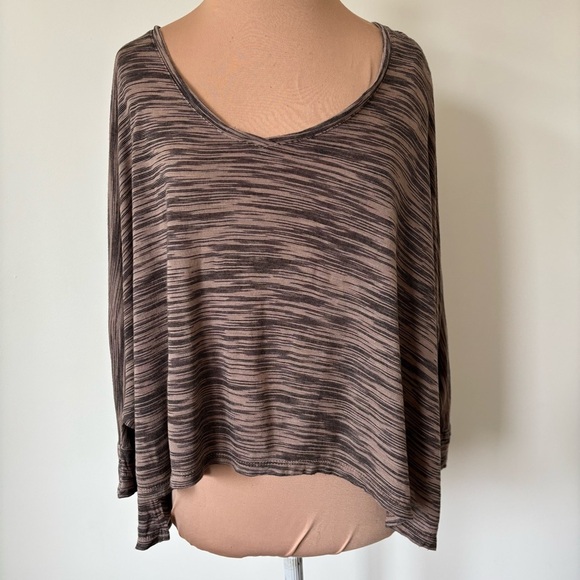 Nation LTD Brown Black Space Dye Relaxed 3/4 Sleeve V-Neck Blouse EUC One Size - Picture 1 of 8